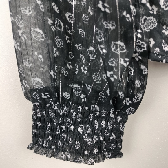 NWT Japna V Neck Faux Wrap Pinstripe Floral Top w/ Smocked Waist Sz. S - Picture 4 of 9